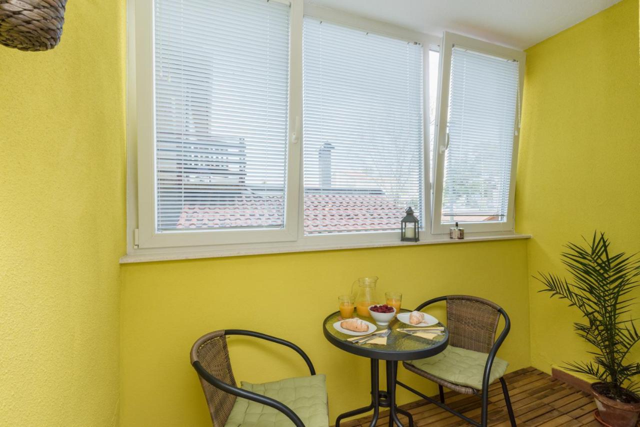 Apartment Angelina Free Public Parking Zadar Exterior photo